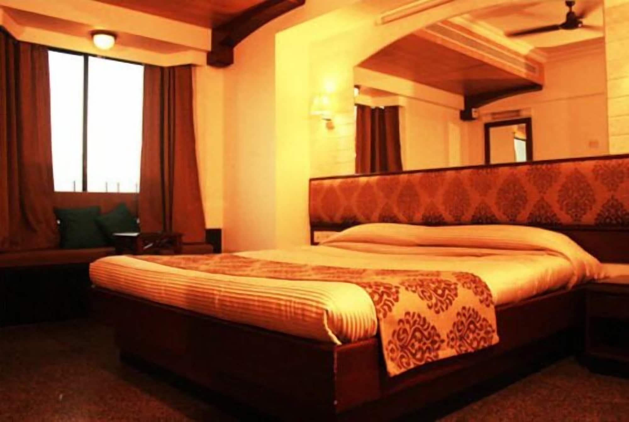 Hotel Karl Residency Mumbai Exterior photo
