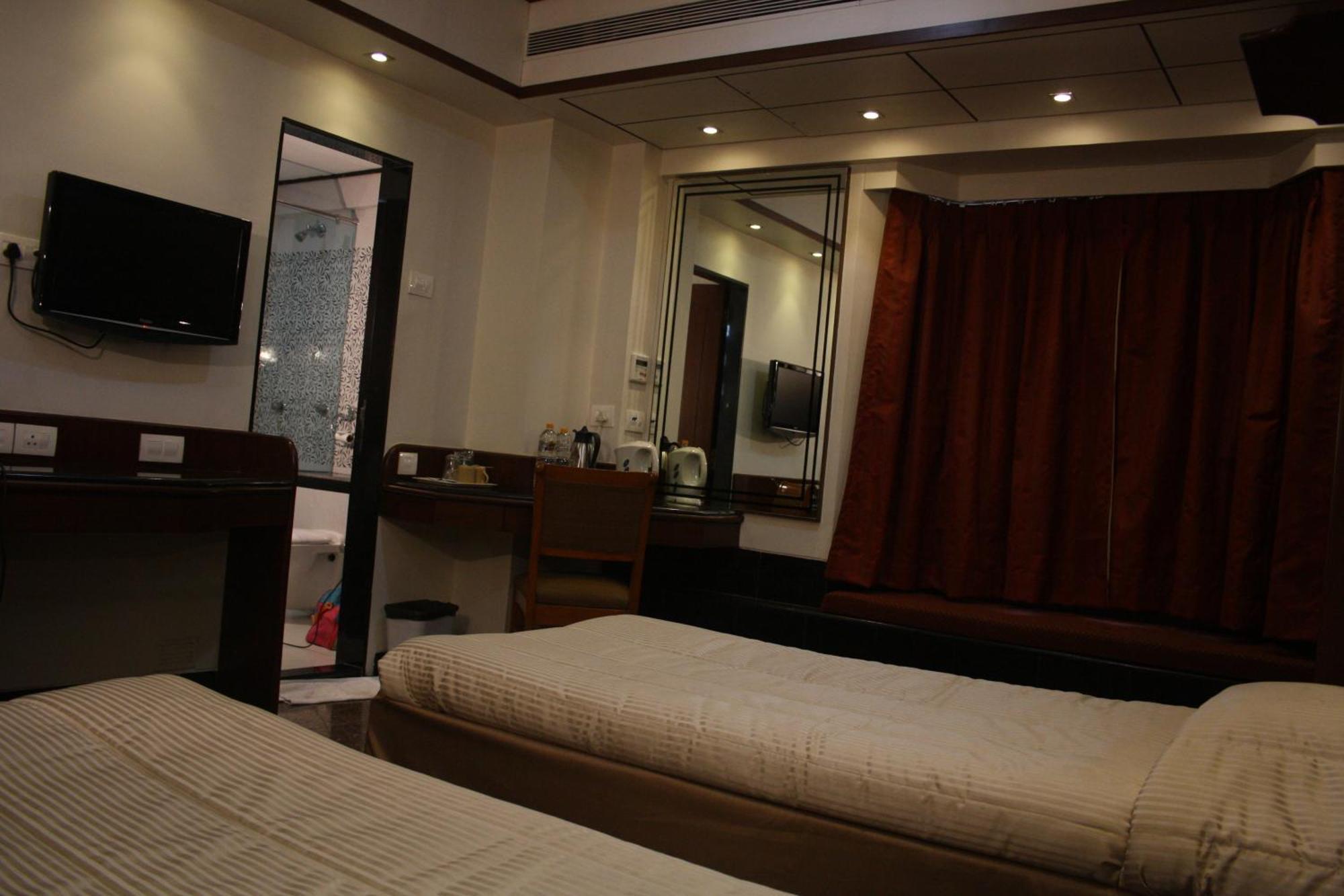 Hotel Karl Residency Mumbai Exterior photo