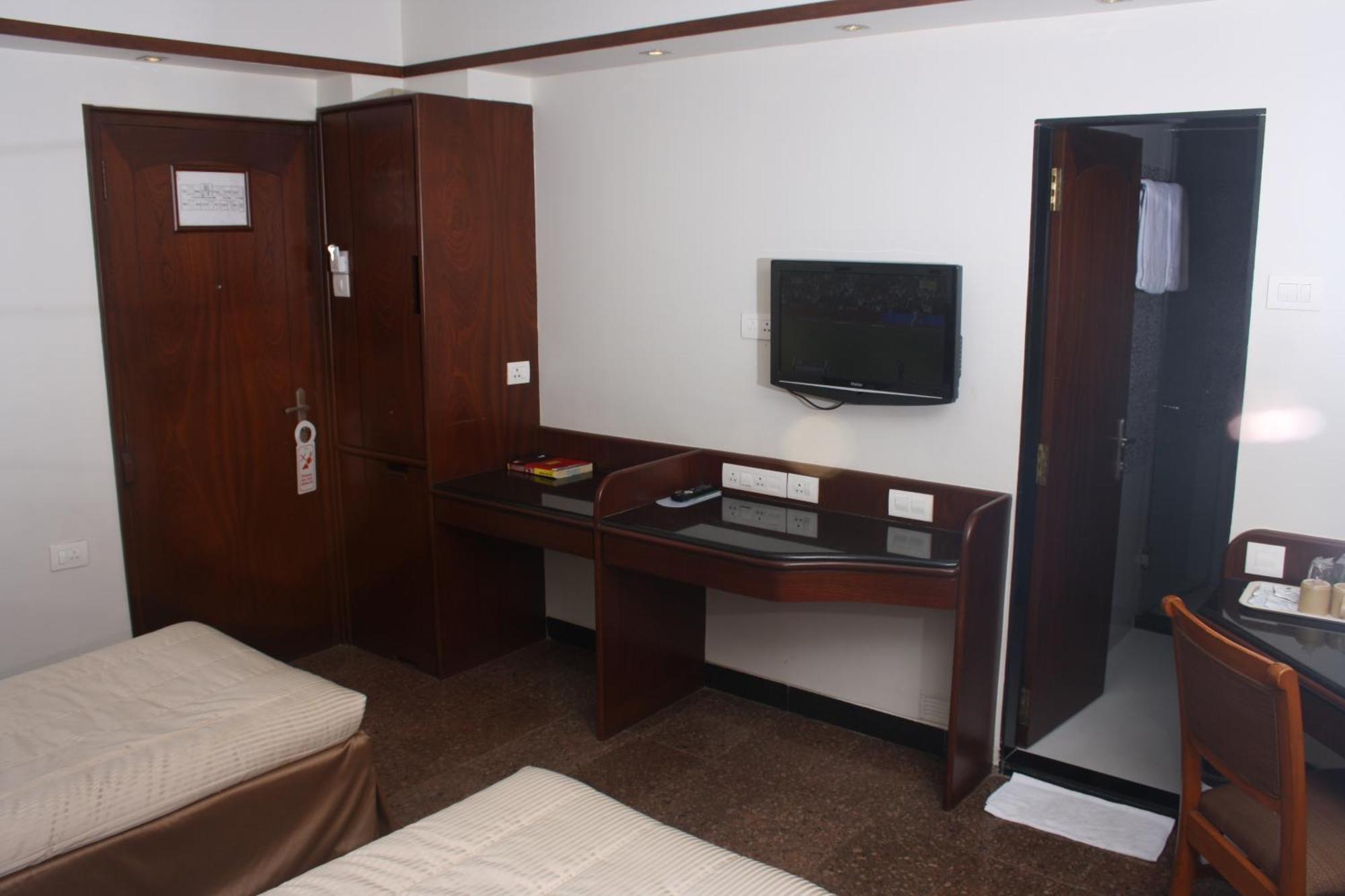 Hotel Karl Residency Mumbai Exterior photo