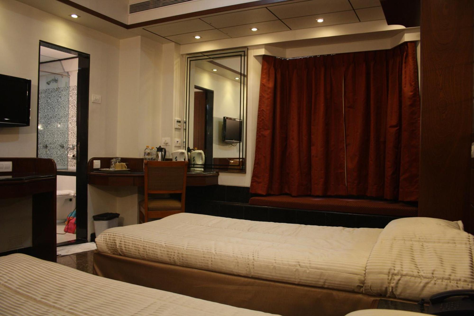 Hotel Karl Residency Mumbai Exterior photo