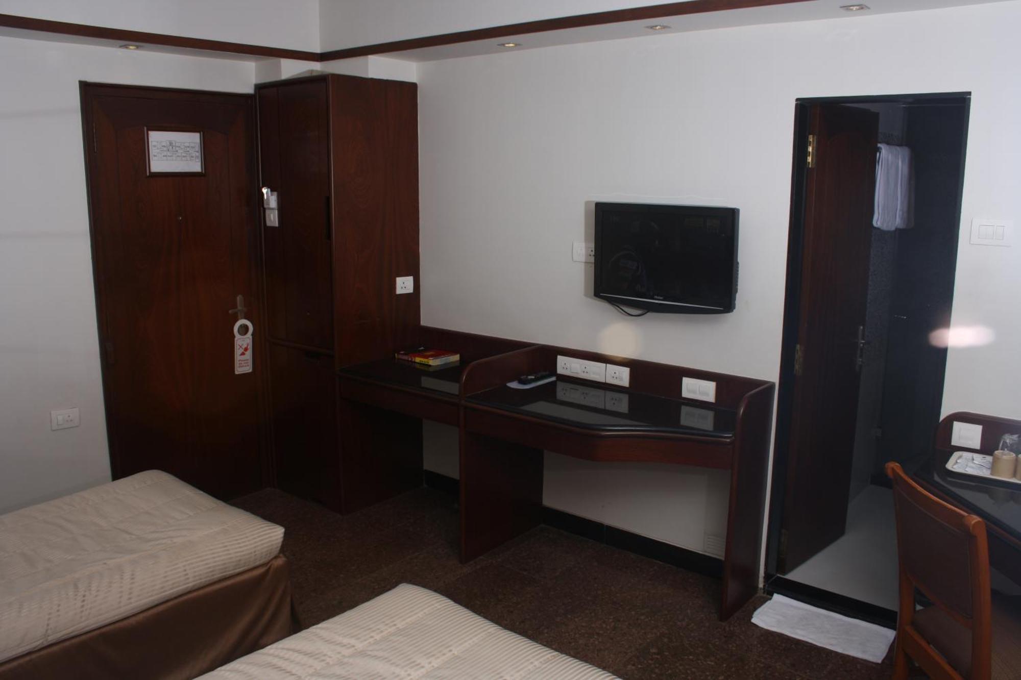 Hotel Karl Residency Mumbai Exterior photo